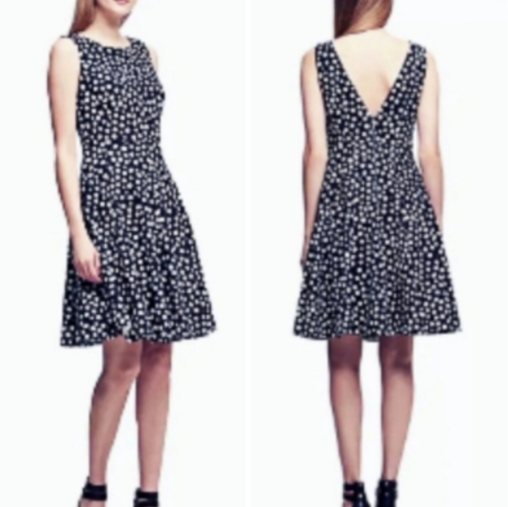 Dkny Fit And Flare Dress Polka Dots Spots Black White Twirly Fun Rear V-Neck 6